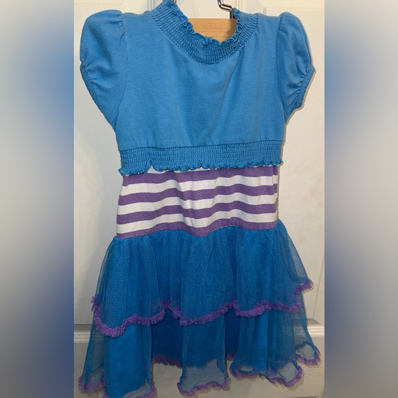 Girls Cinderella night gown 4T - Picture 6 of 7